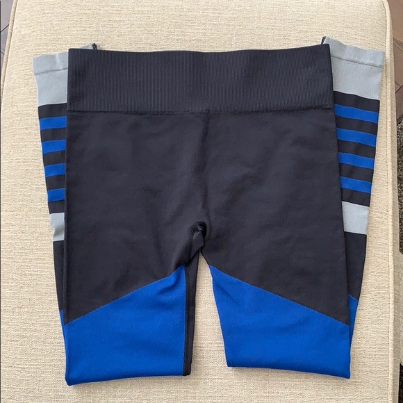 [MPG] Cobalt Forge Stripe Legging - Picture 5 of 7